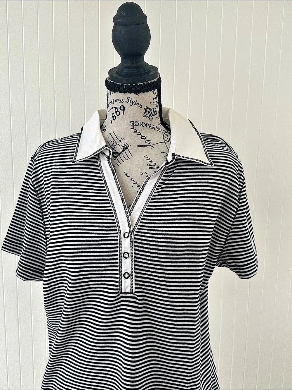 Karen Scott Striped Polo Top in Black & White XL Like New